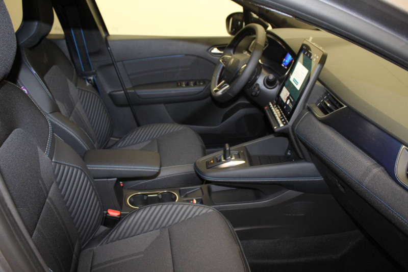 Renault Symbioz Symbioz E-Tech full hybrid 160 ch Esprit Alpine 5p 2025 - photo n°18 Renault Symbioz Symbioz E-Tech full hybrid 160 ch Esprit Alpine 5p  occasion à Orthez - photo n°18