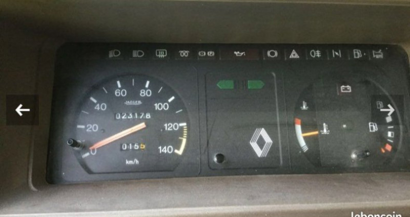 Renault Trafic , trafic, équipé glacier Vente ambulante première main 1982 - photo n°4 Renault Trafic , trafic, équipé glacier Vente ambulante première main  occasion à LA BOISSE - photo n°4