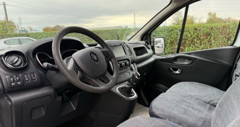 Renault Trafic 14490 ht l1h1 2.0 dci 120ch 2020 - photo n°5 Renault Trafic 14490 ht l1h1 2.0 dci 120ch  occasion à LA BOISSE - photo n°5