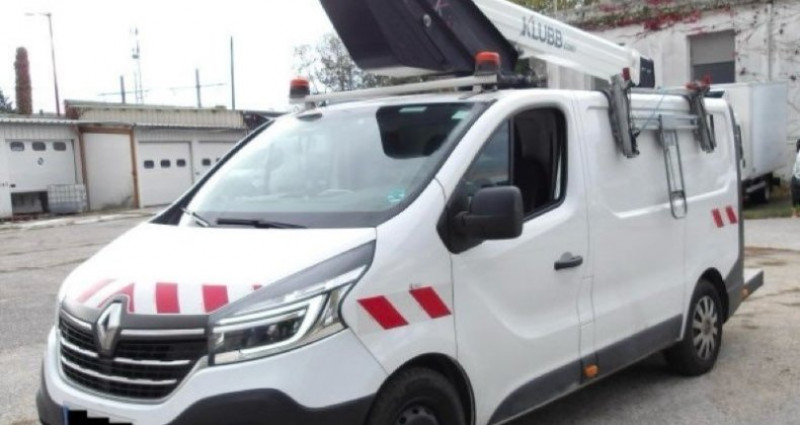 Renault Trafic 8250ht 2.0 145ch nacelle Klubb kl21 11m