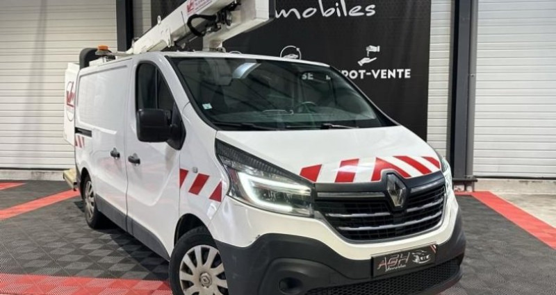 Renault Trafic Fg L1H1 1000 2.0 dCi 120ch Grand Confort E6 2020 - photo n°2 Renault Trafic Fg L1H1 1000 2.0 dCi 120ch Grand Confort E6  occasion à Pulnoy - photo n°2