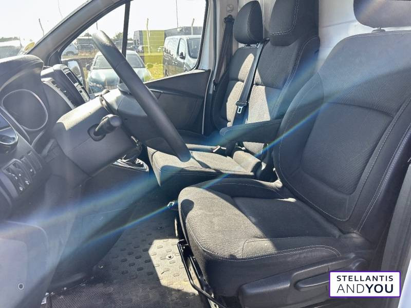 Renault Trafic FGN L1H1 1000 KG DCI 120 GRAND CONFORT  occasion  VILLENEUVE D'ASCQ - photo n8