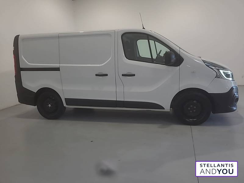 Renault Trafic FGN L1H1 1000 KG DCI 145 ENERGY GRAND CONFORT  occasion  CHAMBRAY LES TOURS - photo n4