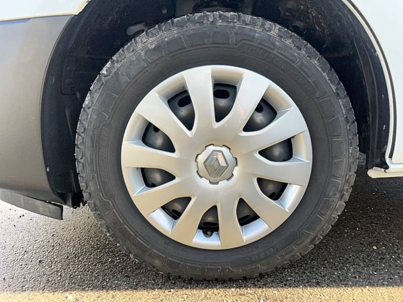 Renault Trafic FGN L1H1 1200 KG DCI 170 ENERGY EDC GRAND CONFORT 2020 - photo n°9 Renault Trafic FGN L1H1 1200 KG DCI 170 ENERGY EDC GRAND CONFORT  occasion à Villeneuve-sur-Lot - photo n°9