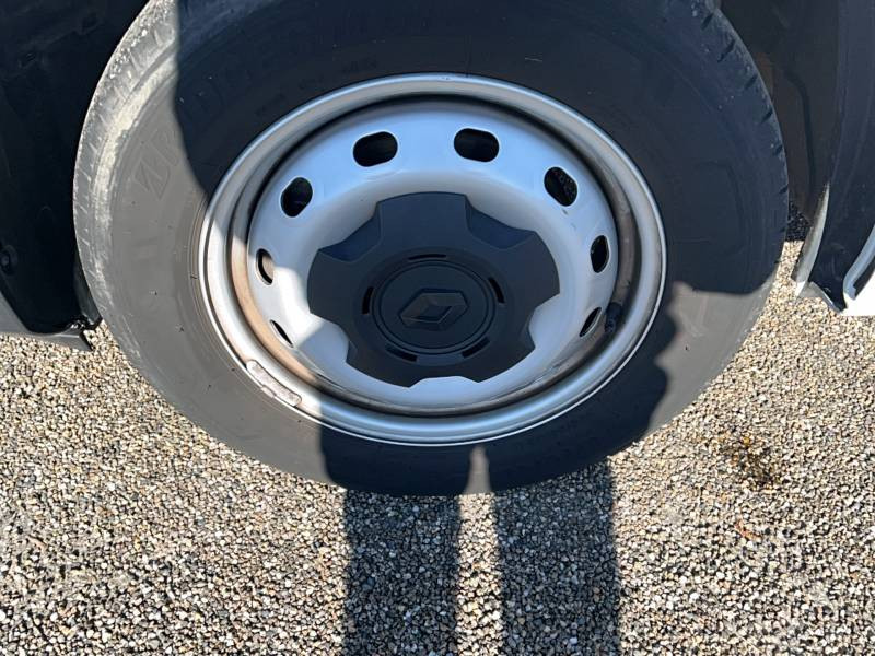 Renault Trafic FGN L1H1 2800 KG BLUE DCI 130 CONFORT  occasion � Sainte-Bazeille - photo n�13