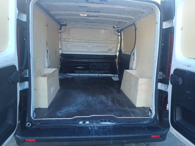 Renault Trafic FGN L1H1 2800 KG BLUE DCI 150 EDC GRAND CONFORT 2023 - photo n°17 Renault Trafic FGN L1H1 2800 KG BLUE DCI 150 EDC GRAND CONFORT  occasion à L'Isle-Jourdain - photo n°17