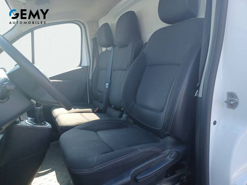 Renault Trafic FGN L2H1 1200 KG DCI 145 ENERGY EDC GRAND CONFORT  occasion  CHAMBRAY LES TOURS - photo n9