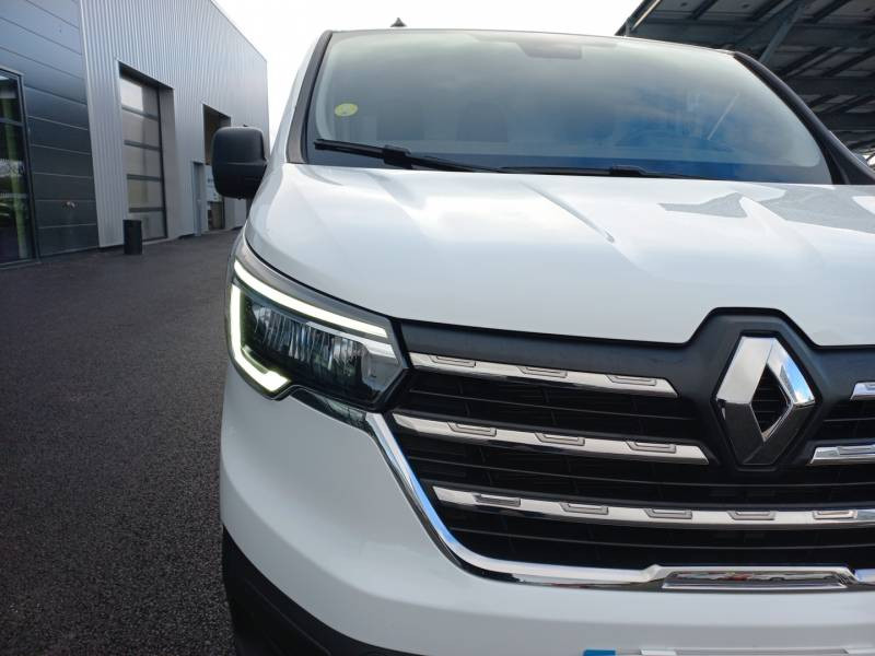 Renault Trafic FGN L2H1 3000 KG BLUE DCI 130 GRAND CONFORT 2023 - photo n°18 Renault Trafic FGN L2H1 3000 KG BLUE DCI 130 GRAND CONFORT  occasion à Langon - photo n°18