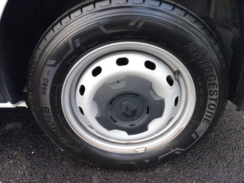 Renault Trafic FGN L2H1 3000 KG BLUE DCI 130 GRAND CONFORT 2023 - photo n°17 Renault Trafic FGN L2H1 3000 KG BLUE DCI 130 GRAND CONFORT  occasion à Langon - photo n°17