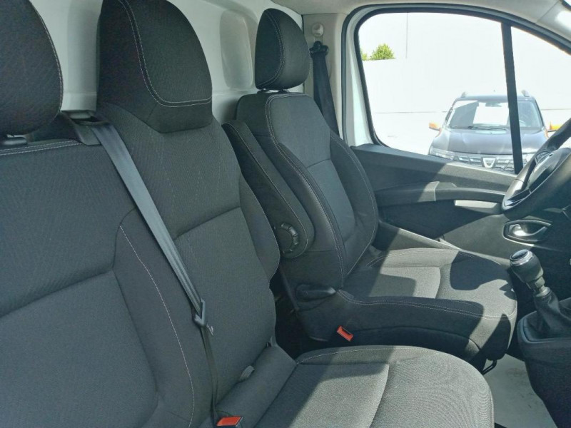 Renault Trafic FOURGON FGN L1H1 2800 KG BLUE DCI 150 GRAND CONFORT  occasion  CHAUMONT - photo n6