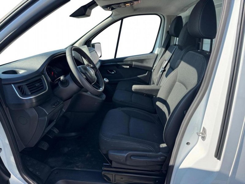 Renault Trafic FOURGON FGN L2H1 3000 KG BLUE DCI 130 GRAND CONFORT  occasion  Viry Chatillon - photo n9