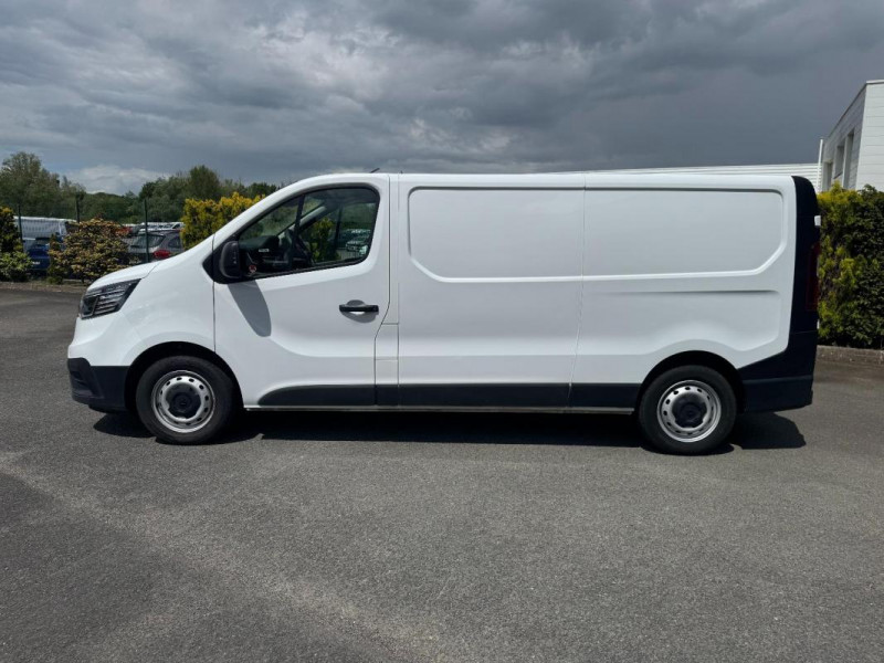 Renault Trafic FOURGON FGN L2H1 3000 KG BLUE DCI 130 GRAND CONFORT  occasion  CHATELLERAULT - photo n9