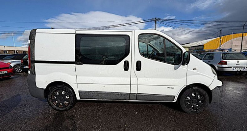 Renault Trafic II FG L1H1 1000 2.0 DCI 115CH CONFORT 2011 - photo n°4 Renault Trafic II FG L1H1 1000 2.0 DCI 115CH CONFORT  occasion à Wittelsheim - photo n°4