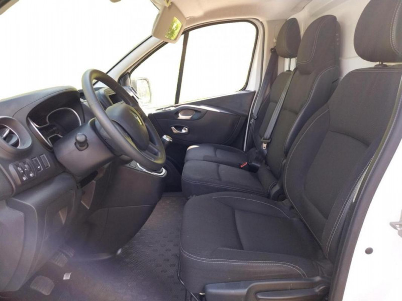 Renault Trafic III FGN L1H1 1200 KG DCI 145 ENERGY GRAND CONFORT  occasion à WADELINCOURT - photo n°9
