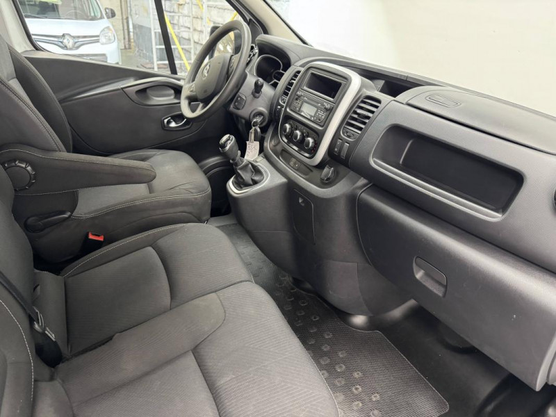 Renault Trafic III FGN L2H1 1300 KG DCI 120 GRAND CONFORT 4p  occasion à Mont de Marsan - photo n°10