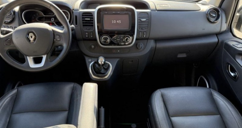 Renault Trafic III NAVETTE L2 1.6 DCI 125CH ENERGY SPACECLASS 8 PLACES 2018 - photo n°3 Renault Trafic III NAVETTE L2 1.6 DCI 125CH ENERGY SPACECLASS 8 PLACES  occasion à FUVEAU - photo n°3