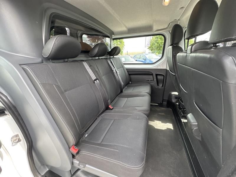Renault Trafic L1H1 1000 1.6 dCi 120ch Cabine Approfondie Grand Confort Eur  occasion  Saint-Maximin - photo n11