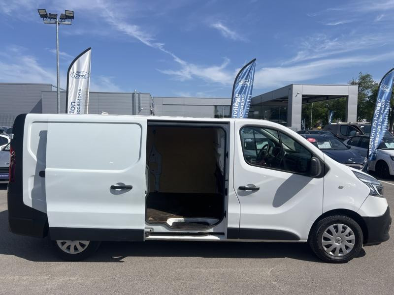 Renault Trafic L2H1 1300 2.0 dCi 145ch Energy Grand Confort E6  occasion  Dijon - photo n12