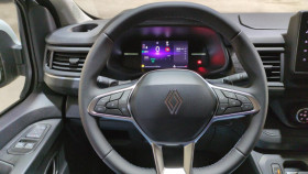 Renault Trafic L2h1 3t blue dci 150 auto extra + plancher bois + radars av  occasion � Ganges - photo n�15