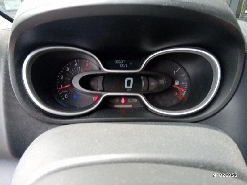 Renault Trafic Trafic Combi L2 dCi 145 Energy S&S Intens 2 2019 - photo n°12 Renault Trafic Trafic Combi L2 dCi 145 Energy S&S Intens 2  occasion à Gournay-en-Bray - photo n°12