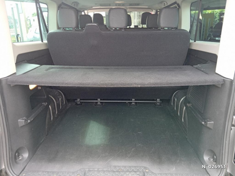 Renault Trafic Trafic Combi L2 dCi 145 Energy S&S Intens 2 2019 - photo n°7 Renault Trafic Trafic Combi L2 dCi 145 Energy S&S Intens 2  occasion à Gournay-en-Bray - photo n°7