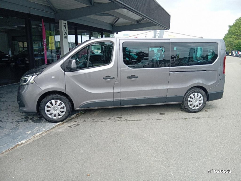 Renault Trafic Trafic Combi L2 dCi 145 Energy S&S Intens 2 2019 - photo n°2 Renault Trafic Trafic Combi L2 dCi 145 Energy S&S Intens 2  occasion à Gournay-en-Bray - photo n°2
