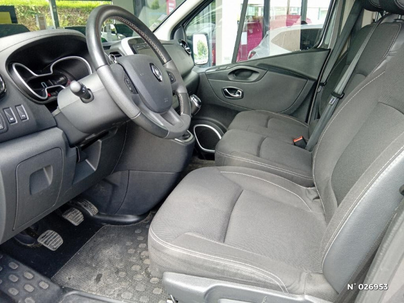 Renault Trafic Trafic Combi L2 dCi 145 Energy S&S Intens 2 2019 - photo n°10 Renault Trafic Trafic Combi L2 dCi 145 Energy S&S Intens 2  occasion à Gournay-en-Bray - photo n°10
