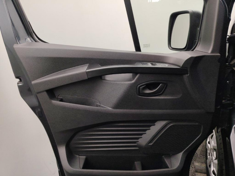 Renault Trafic Trafic L2 dCi 150 Energy S&S Zen 2022 - photo n°15 Renault Trafic Trafic L2 dCi 150 Energy S&S Zen  occasion à Compiègne - photo n°15