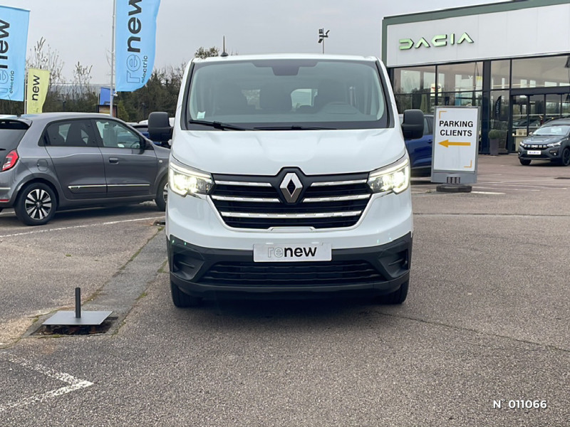 Renault Trafic TRAFIC L2 DCI 150CV 9 PLACES ENERGY S&S ZEN TVA RECUPERABLE  2023 - photo n°3 Renault Trafic TRAFIC L2 DCI 150CV 9 PLACES ENERGY S&S ZEN TVA RECUPERABLE   occasion à LA CHAPELLE-LONGUEVILLE - photo n°3