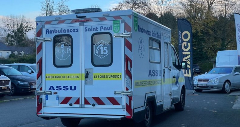 Renault Trafic vu ambulance type assu 1.6l dci 145ch l1h1 norme nf 1789 bra  occasion  tampes - photo n2