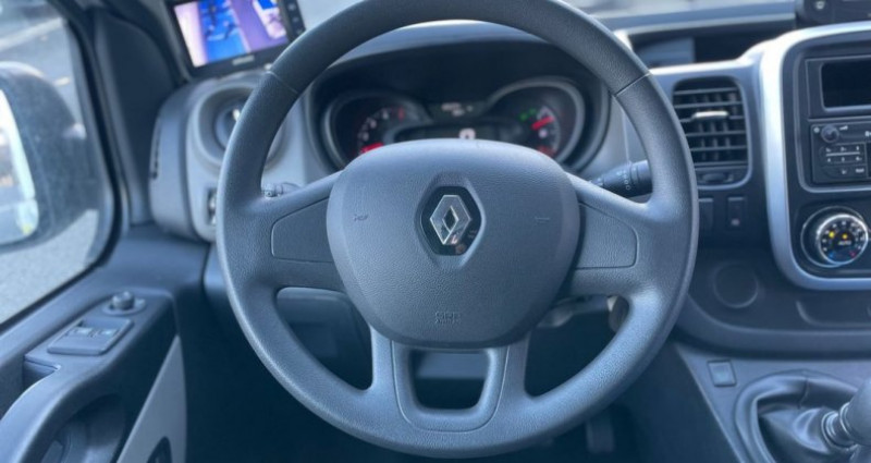 Renault Trafic vu ambulance type assu 1.6l dci 145ch l2h1 norme nf 1789 bra  occasion � �tampes - photo n�5