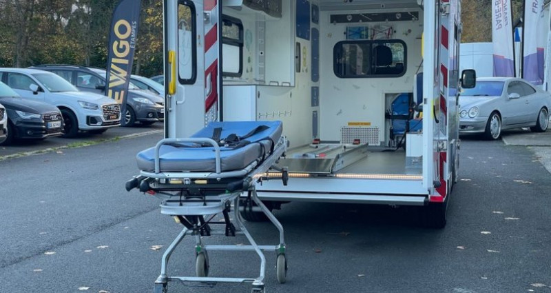 Renault Trafic vu ambulance type assu 1.6l dci 145ch l2h1 norme nf 1789 bra  occasion � �tampes - photo n�3