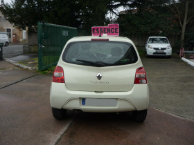 Renault Twingo II 1.2 LEV 16V 75CH EXPRESSION 115G  occasion à Toulouse - photo n°6