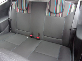 Renault Twingo II 1.2 LEV 16V 75CH EXPRESSION ECO  occasion  Toulouse - photo n10