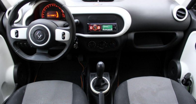 Renault Twingo 1.0 SCe 70 ch ZEN 2014 - photo n°4 Renault Twingo 1.0 SCe 70 ch ZEN  occasion à BELBEUF - photo n°4