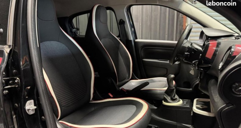 Renault Twingo 1.0 SCE 70 RED NIGHT START-STOP 2018 - photo n°7 Renault Twingo 1.0 SCE 70 RED NIGHT START-STOP  occasion à Lavilledieu - photo n°7