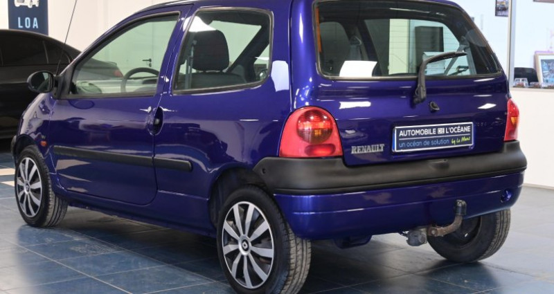 Renault Twingo 1.2i 16V Privilege 2002 - photo n°6 Renault Twingo 1.2i 16V Privilege  occasion à ST SATURNIN - photo n°6