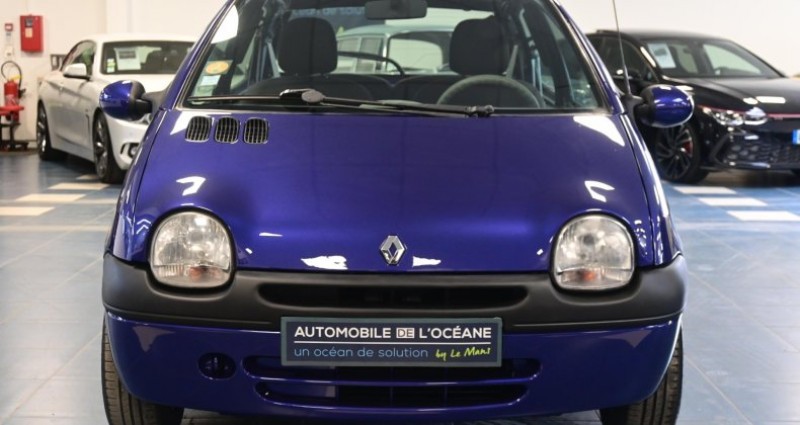 Renault Twingo 1.2i 16V Privilege 2002 - photo n°2 Renault Twingo 1.2i 16V Privilege  occasion à ST SATURNIN - photo n°2