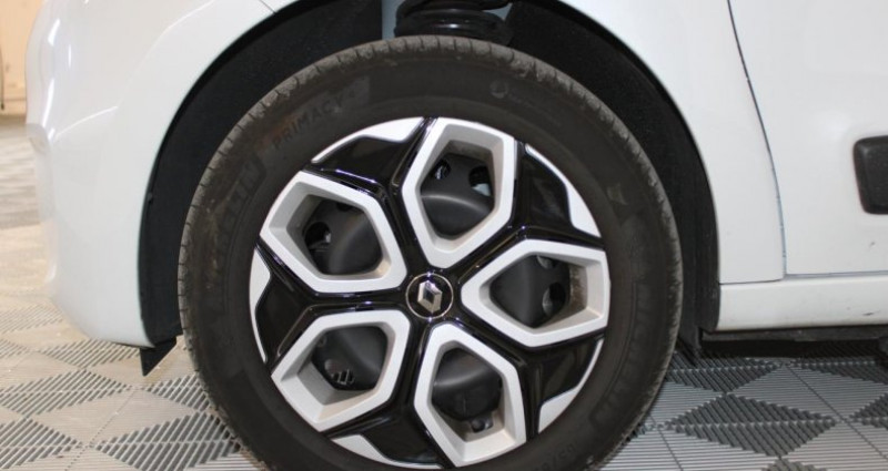 Renault Twingo E-Tech Electrique Equilibre batterie incluse. 4200kms 2024 - photo n°5 Renault Twingo E-Tech Electrique Equilibre batterie incluse. 4200kms  occasion à Lattes - photo n°5