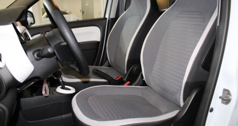 Renault Twingo E-Tech Electrique Equilibre batterie incluse. 4200kms 2024 - photo n°6 Renault Twingo E-Tech Electrique Equilibre batterie incluse. 4200kms  occasion à Lattes - photo n°6