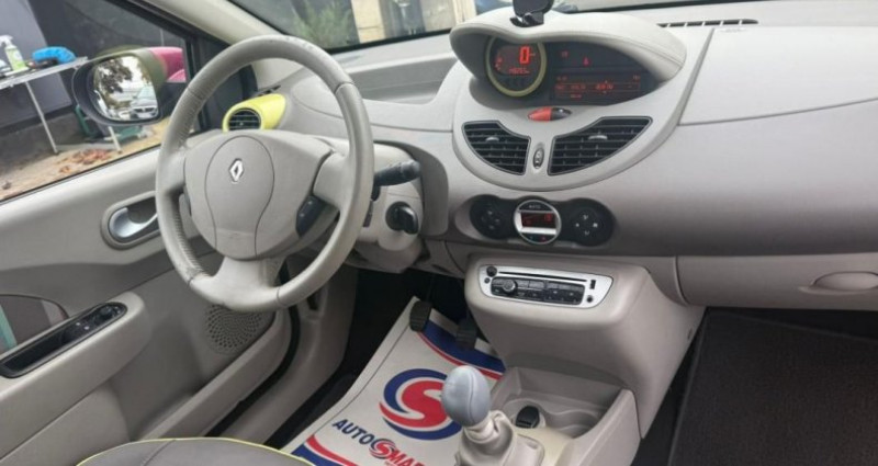 Renault Twingo II 1.2 LEV 16v 75 eco2 Access entretien 2012 - photo n°5 Renault Twingo II 1.2 LEV 16v 75 eco2 Access entretien  occasion à Villeneuve Le Roi - photo n°5