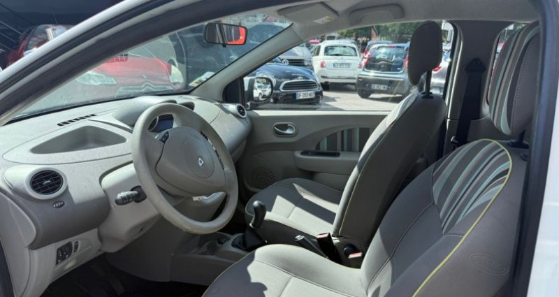 Renault Twingo II 1.5 DCI 75CH ZEN ECO² 2014 - photo n°6 Renault Twingo II 1.5 DCI 75CH ZEN ECO²  occasion à Morsang Sur Orge - photo n°6