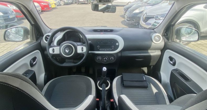 Renault Twingo III 1.0 70 CH SCE ECO 2 ZEN 2014 - photo n°6 Renault Twingo III 1.0 70 CH SCE ECO 2 ZEN  occasion à NOUVOITOU - photo n°6