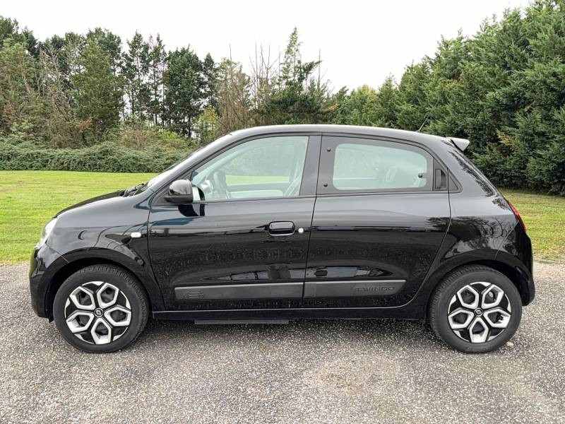Renault Twingo III E-Tech Equilibre 2023 - photo n°4 Renault Twingo III E-Tech Equilibre  occasion à Tonneins - photo n°4
