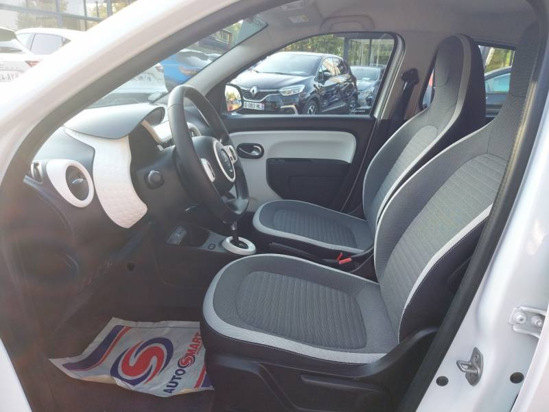 Renault Twingo III E-Tech Equilibre 2022 - photo n°9 Renault Twingo III E-Tech Equilibre  occasion à L'Isle-Jourdain - photo n°9