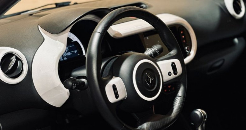 Renault Twingo III Electric Intens R80 Achat Intégral 3CV 2022 - photo n°4 Renault Twingo III Electric Intens R80 Achat Intégral 3CV  occasion à Les Alluets Le Roi - photo n°4