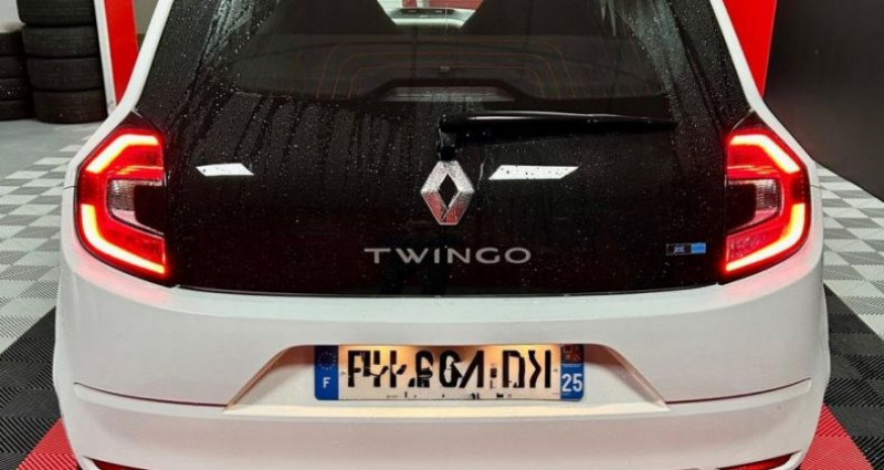 Renault Twingo III Phase 2 ZE 80 cv 22 Kwh ELECTRIQUE ACHAT INTEGRAL  occasion  Chalezeule - photo n4