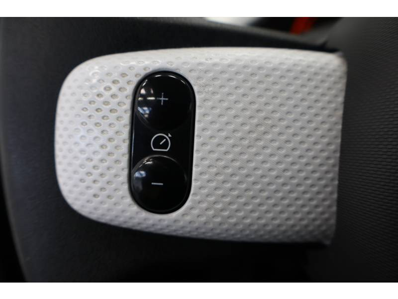 Renault Twingo III SCe 75 - 20 Zen 2020 - photo n°17 Renault Twingo III SCe 75 - 20 Zen  occasion à LESCAR - photo n°17