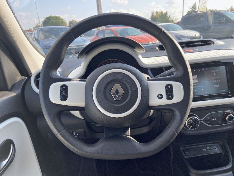 Renault Twingo SCe 65 EQUILIBRE Ecran Clim auto 1°Main 2023 - photo n°18 Renault Twingo SCe 65 EQUILIBRE Ecran Clim auto 1°Main  occasion à Lescure-d'Albigeois - photo n°18
