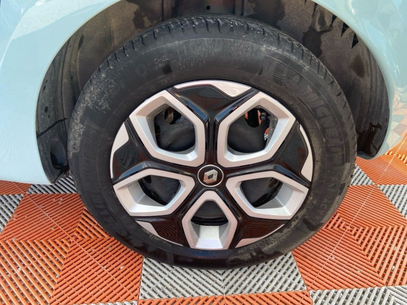 Renault Twingo SCe 65 EQUILIBRE Ecran Clim auto 1°Main 2023 - photo n°17 Renault Twingo SCe 65 EQUILIBRE Ecran Clim auto 1°Main  occasion à Lescure-d'Albigeois - photo n°17